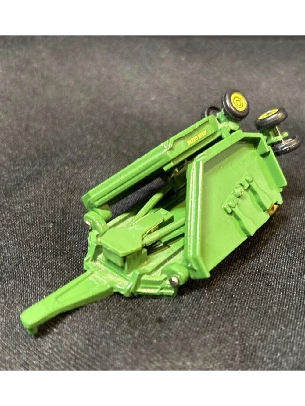 VTG Ertl John Deere 1618 Diecast Rotary Batwing Mower Implement Attachment Toy